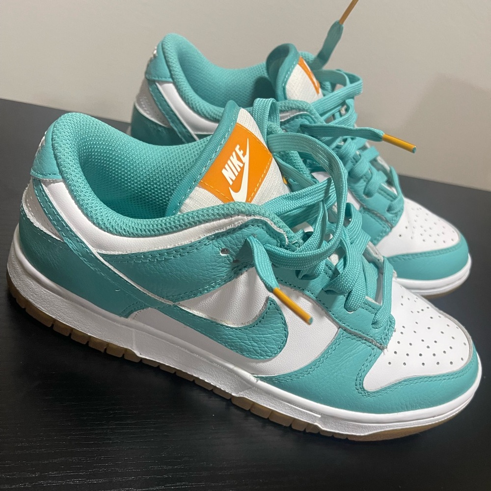 Women’s Dunk Low’s